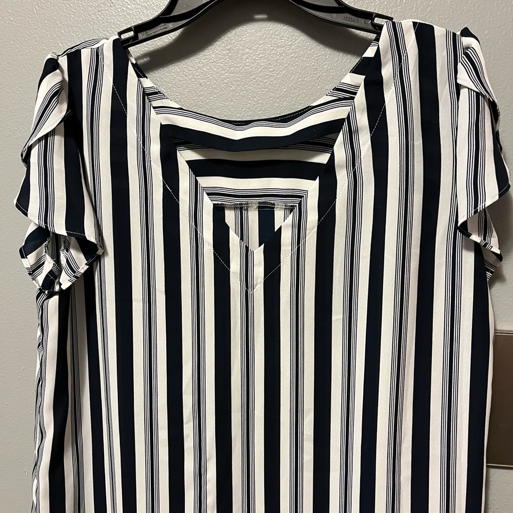 Cap sleeve, Loft top size XS